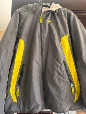 Nike Men's Gray and Yellow Hooded Windbreaker Jacket